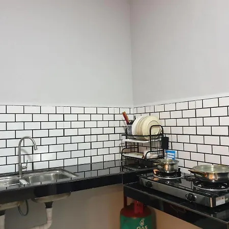 Sarod Inn Meru Homestay 3-Bedroom Apartment Klang Exterior photo