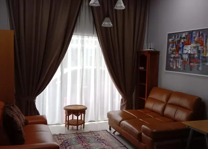 Sarod Inn Meru Homestay 3-Bedroom Apartment